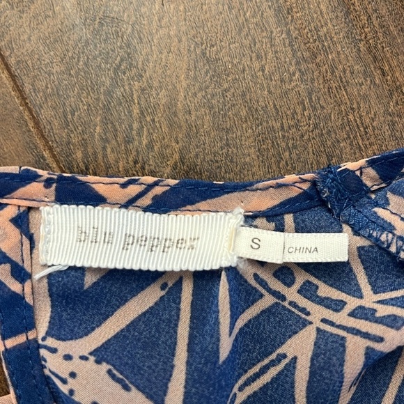 Blu Pepper Sheer Aztec Blouse, Sz. S. - Picture 9 of 10